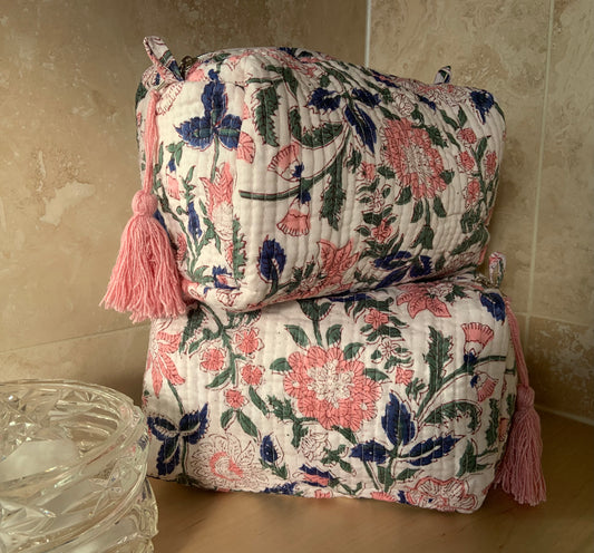 The Cornwall- Cotton Quilted Block - Print Pink and Blue Flower Wash Bag